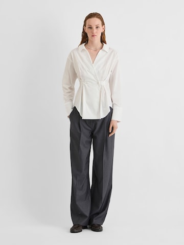 ROUGE EDIT - Blusa en blanco