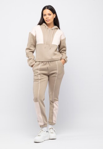 Tom Barron Tracksuit in Brown: front