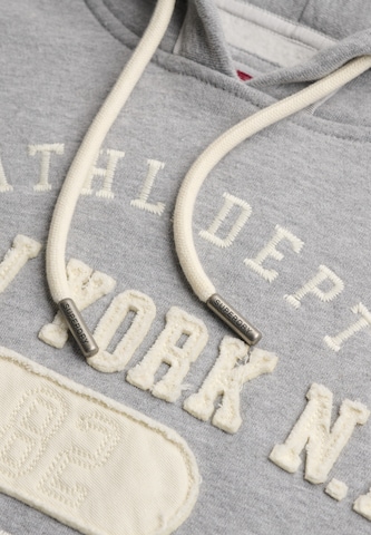 Superdry & Co Sweatshirt 'Essential' in Grijs