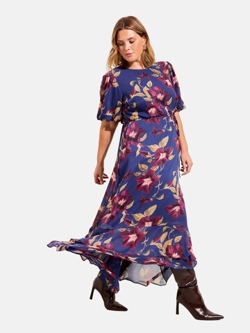 Friends Like These Φόρεμα σε μπλε: μπροστά