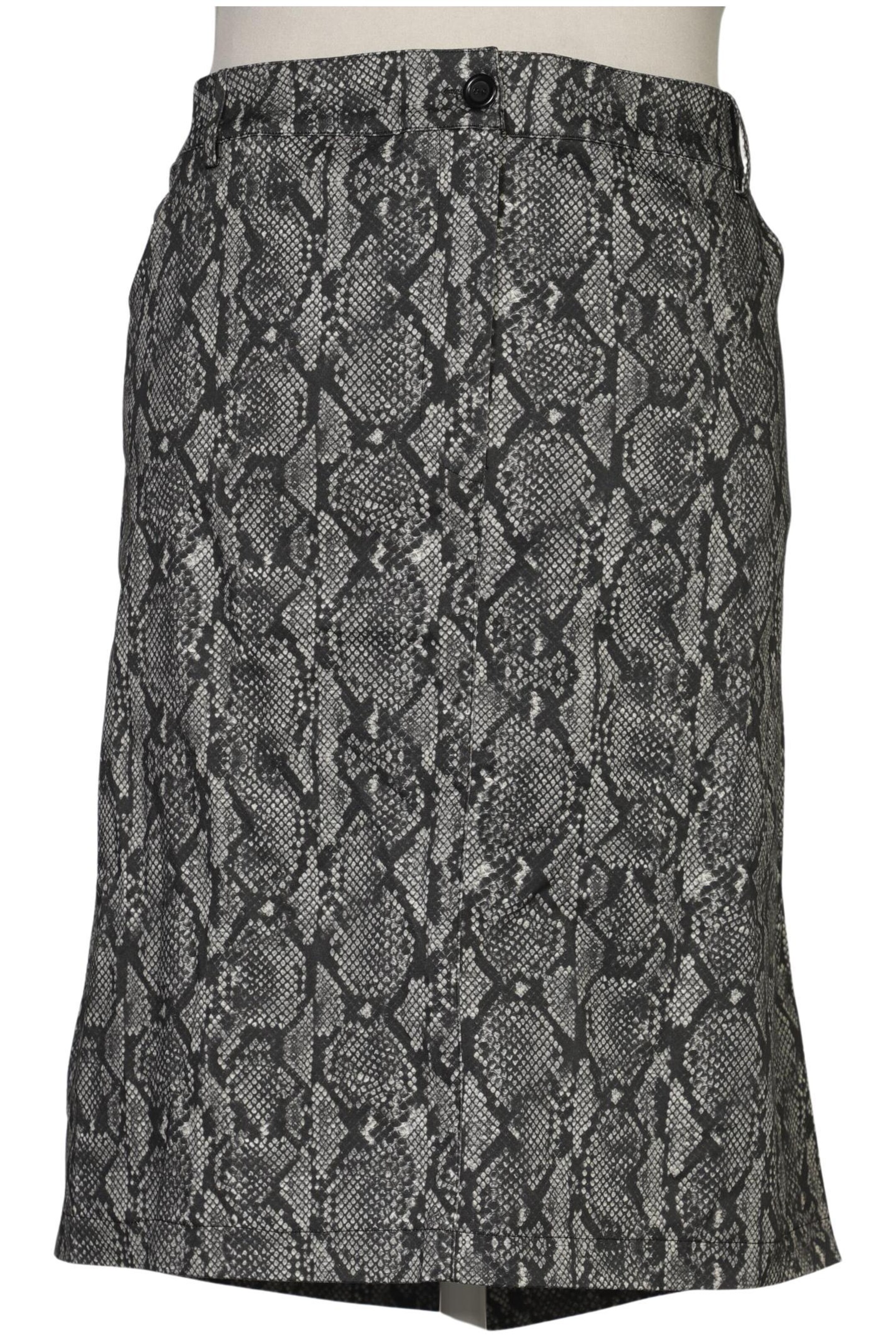 Sara Lindholm Rock 6XL in Grau: Vorderseite