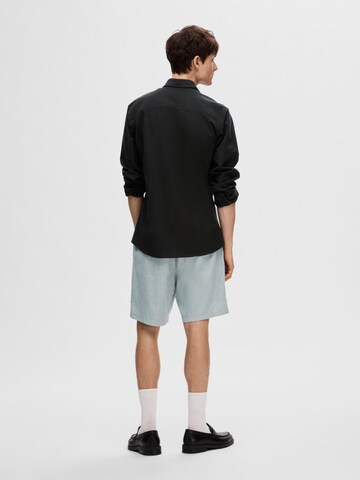 SELECTED Slim Fit Hemd in Schwarz