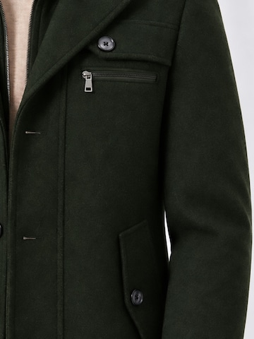 ALLTHEMEN Winterjas 'Mantelatem' in Groen
