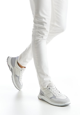 LLOYD Sneakers laag 'MASON' in Wit: voorkant