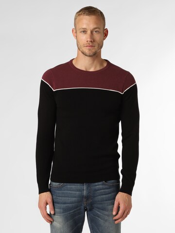 Finshley & Harding Sweater in Black: front