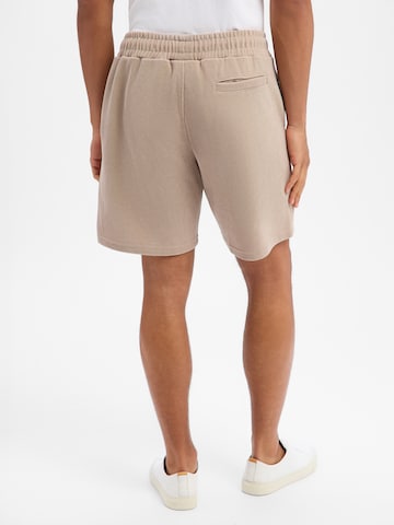 Pegador Regular Shorts 'Lagos' in Beige