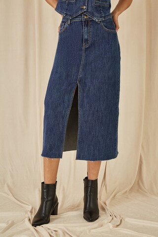 Yumi Skirt in Blue: front