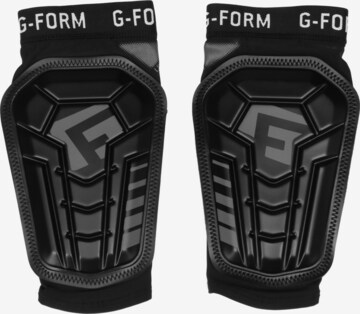 G-Form Guard 'Vento' in Black: front