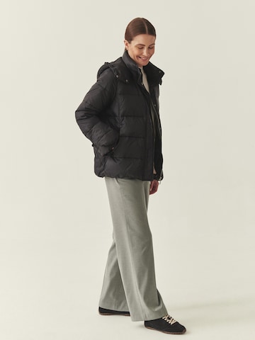 Giacca di mezza stagione di TATUUM in nero