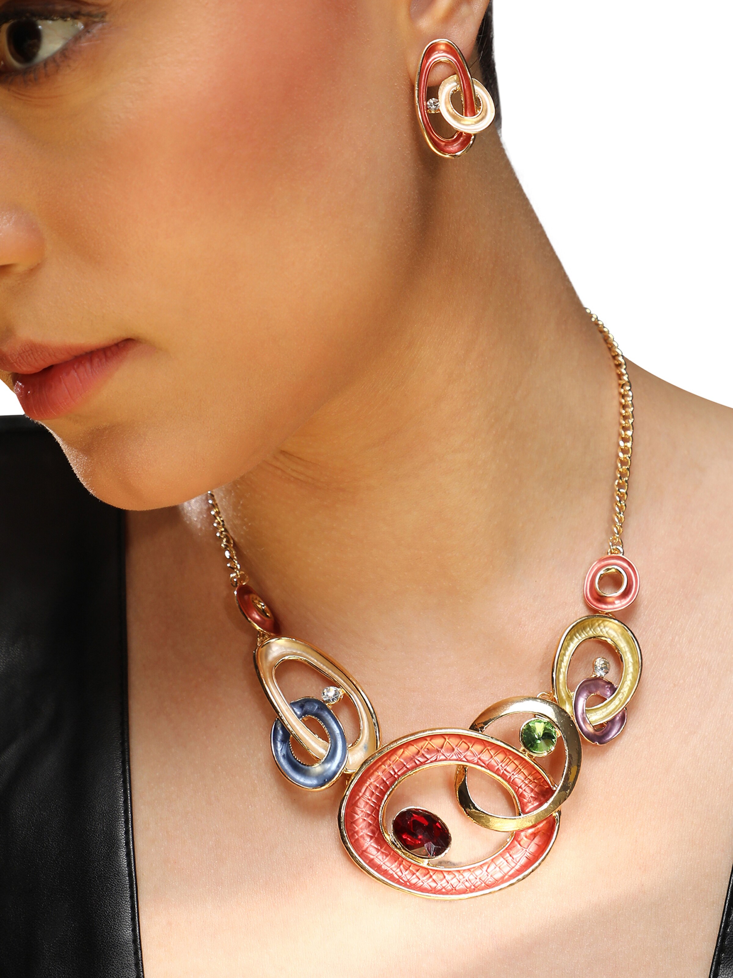 Parure de bijoux ' Puspa ' SOHI en mélange de couleurs : devant