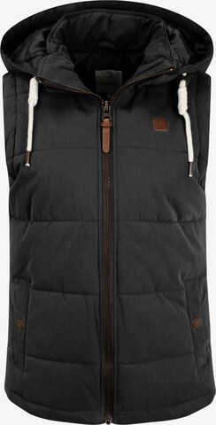 Oxmo Vest in Black: front