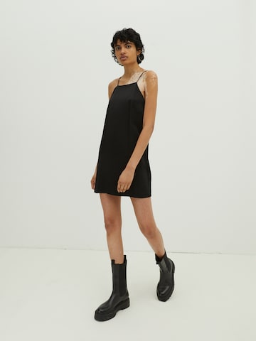 EDITED - Vestido 'Brielle' en negro