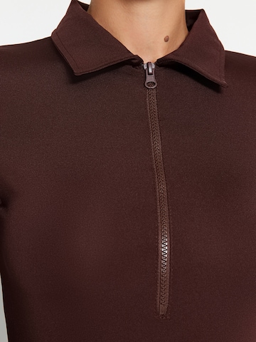 Trendyol Боди-футболка в Коричневый