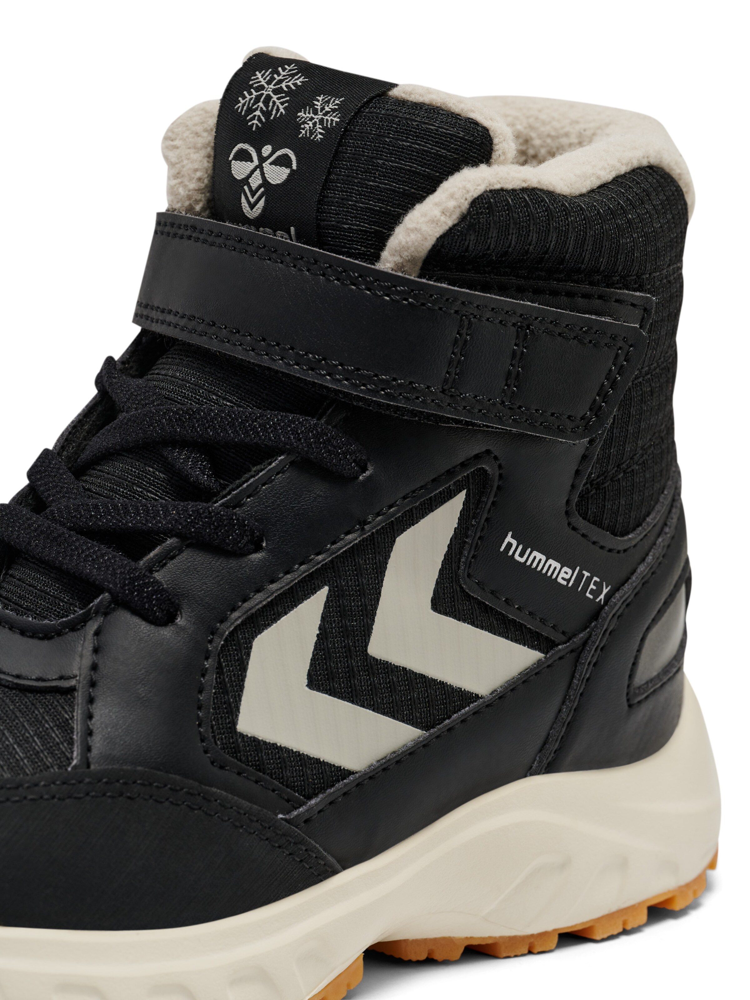 Hummel Boots 'Explorer Tex' in Black