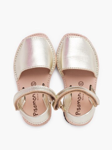 Pisamonas Sandal in Gold