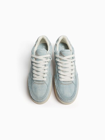 Bershka Platform trainers in Blue