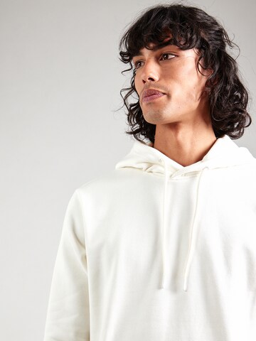 Only & Sons - Sudadera 'ONSConnor' en blanco