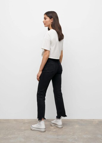 MANGO TEEN Flared Jeans 'Trumpet' i svart