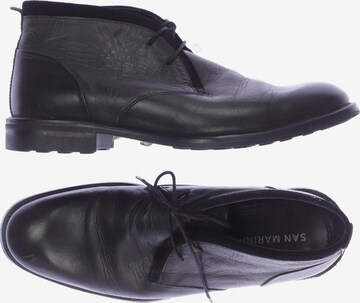 San Marina Flats & Loafers in 43 in Black: front