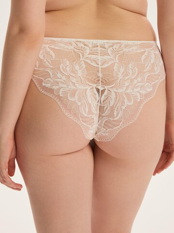ESOTIQ - Panti 'Slip Kavi, florale Spitze, mit Baumwollzwickel, normale Leibhöhe' en beige