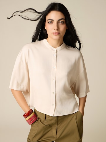 Camicia da donna di oltre in bianco: frontale
