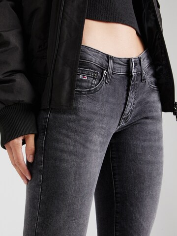Tommy Jeans Slimfit Jeans in Grau