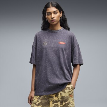 T-shirt fonctionnel PUMA en gris