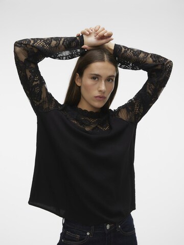 VERO MODA Блуза 'RUSK' в черно