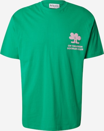 On Vacation Club Shirt 'Goodlife Club' in Green: front