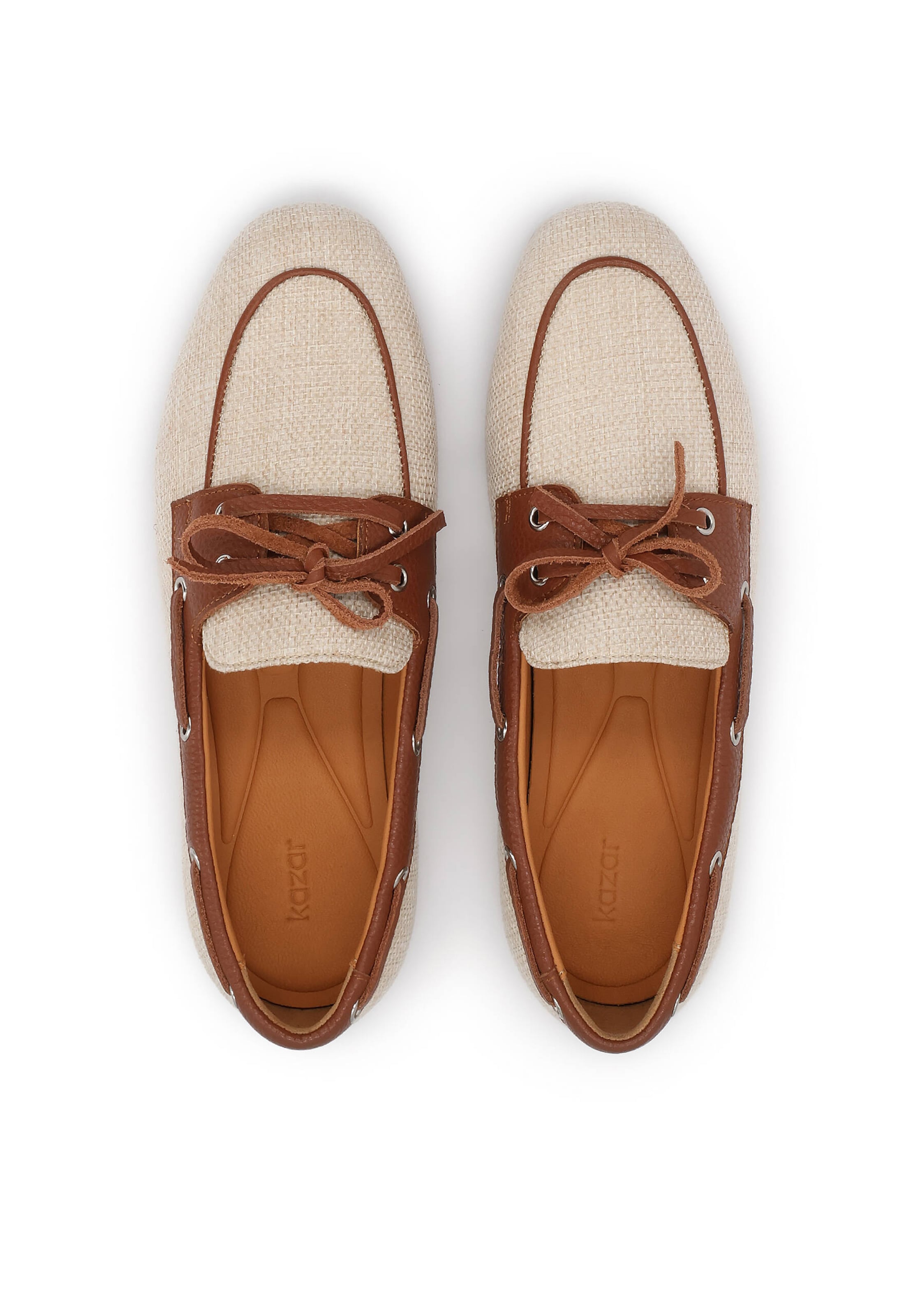 Chaussure à lacets Kazar en beige
