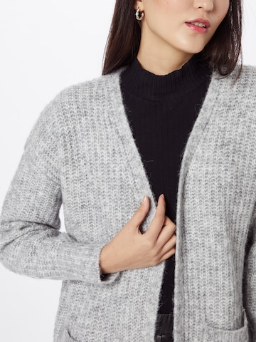 VERO MODA Knit Cardigan 'Daisy' in Grey