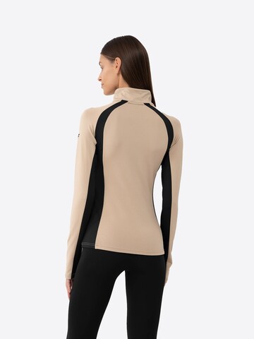 Base Layer 4F en marron