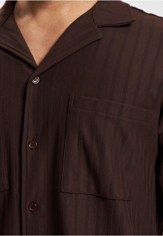 DEF Regular fit Button Up Shirt 'Cali' in Brown