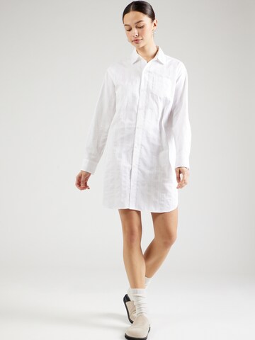 Chemise de nuit Lauren Ralph Lauren en blanc