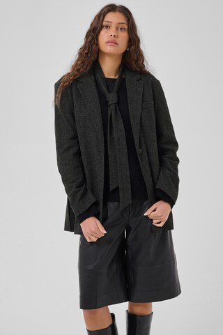 My Essential Wardrobe Blazer in Brown