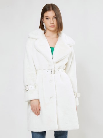 Influencer Zimní kabát – bílá: přední strana