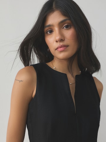 Next Blouse in Black