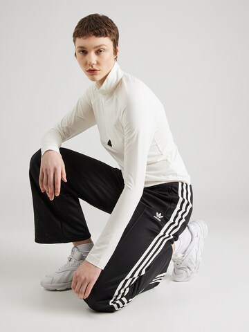 ADIDAS SPORTSWEAR Koszulka funkcyjna 'City Escape' w kolorze biały