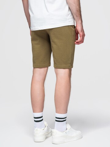 Ombre Regular Sportbroek in Groen