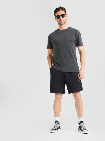 Abercrombie & Fitch Tričko – černá