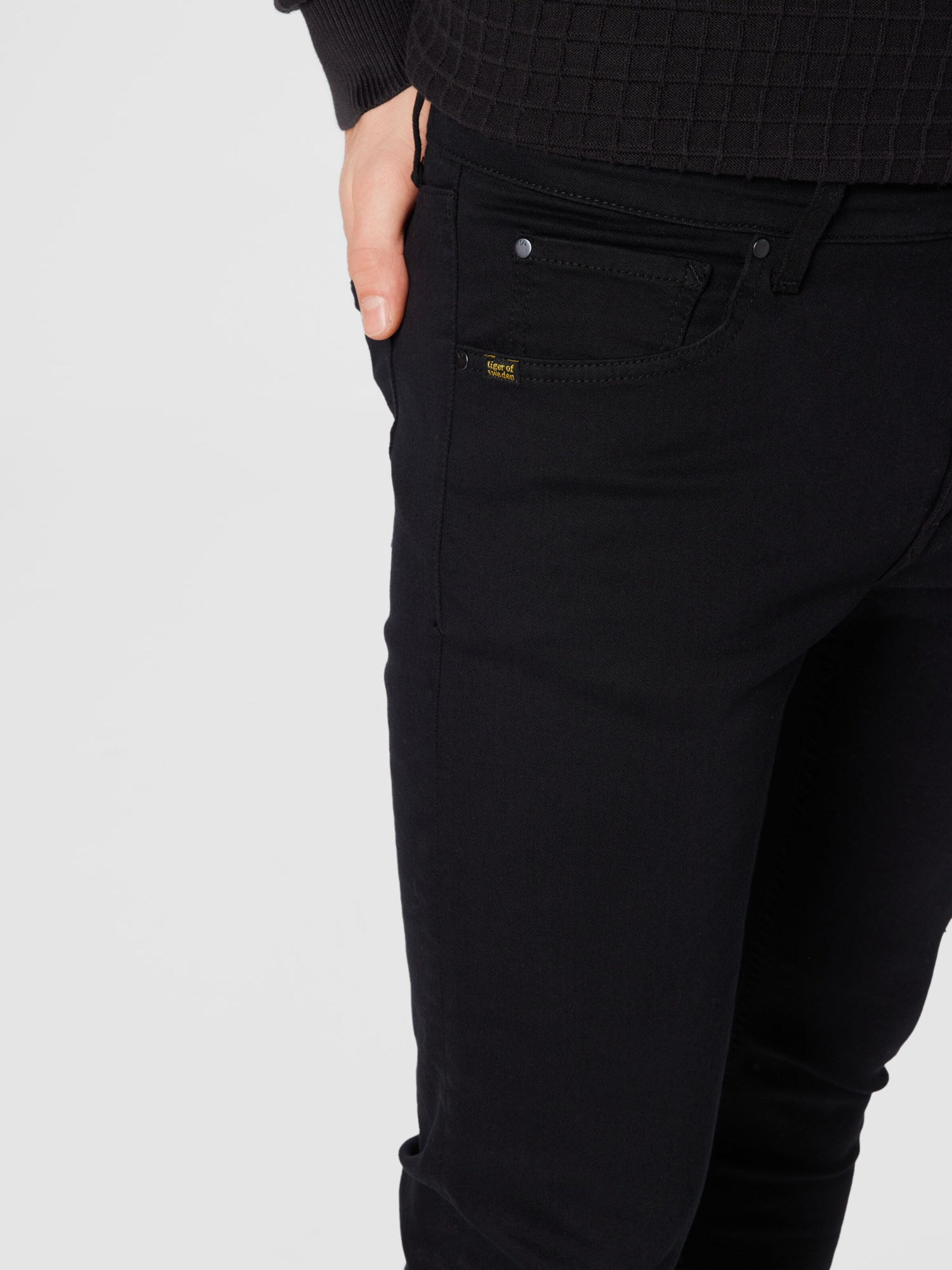 Männer Jeans Tiger of Sweden Jeans 'LEON' in Schwarz - OY93952 Männer Jeans Tiger of Sweden Jeans 'LEON' in Schwarz - OY93952