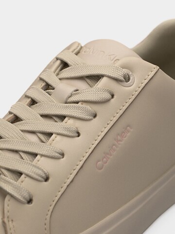 Baskets basses 'VULC' Calvin Klein en rose
