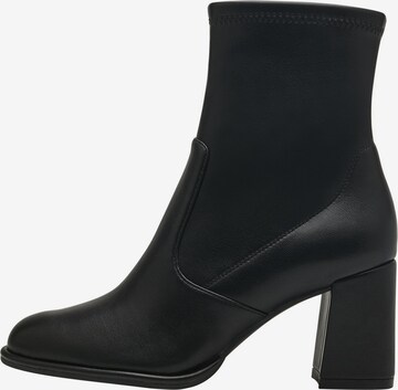 TAMARIS Bootie in Black