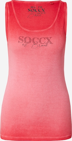 Soccx قطعة علوية 'TA:MI' بلون أحمر: الأمام