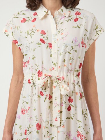 YAS Skjortklänning 'YASASINA' i vit