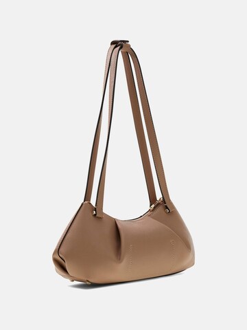 GUESS Schultertasche 'Amorette' in Beige