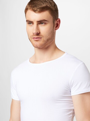 WEEKDAY T-Shirt 'Conan' in Weiß