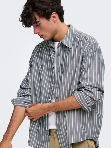 Only & Sons - Ajuste confortable Camisa 'ONSBury' en gris