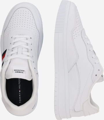 TOMMY HILFIGER Sneaker 'Supercup' in Weiß