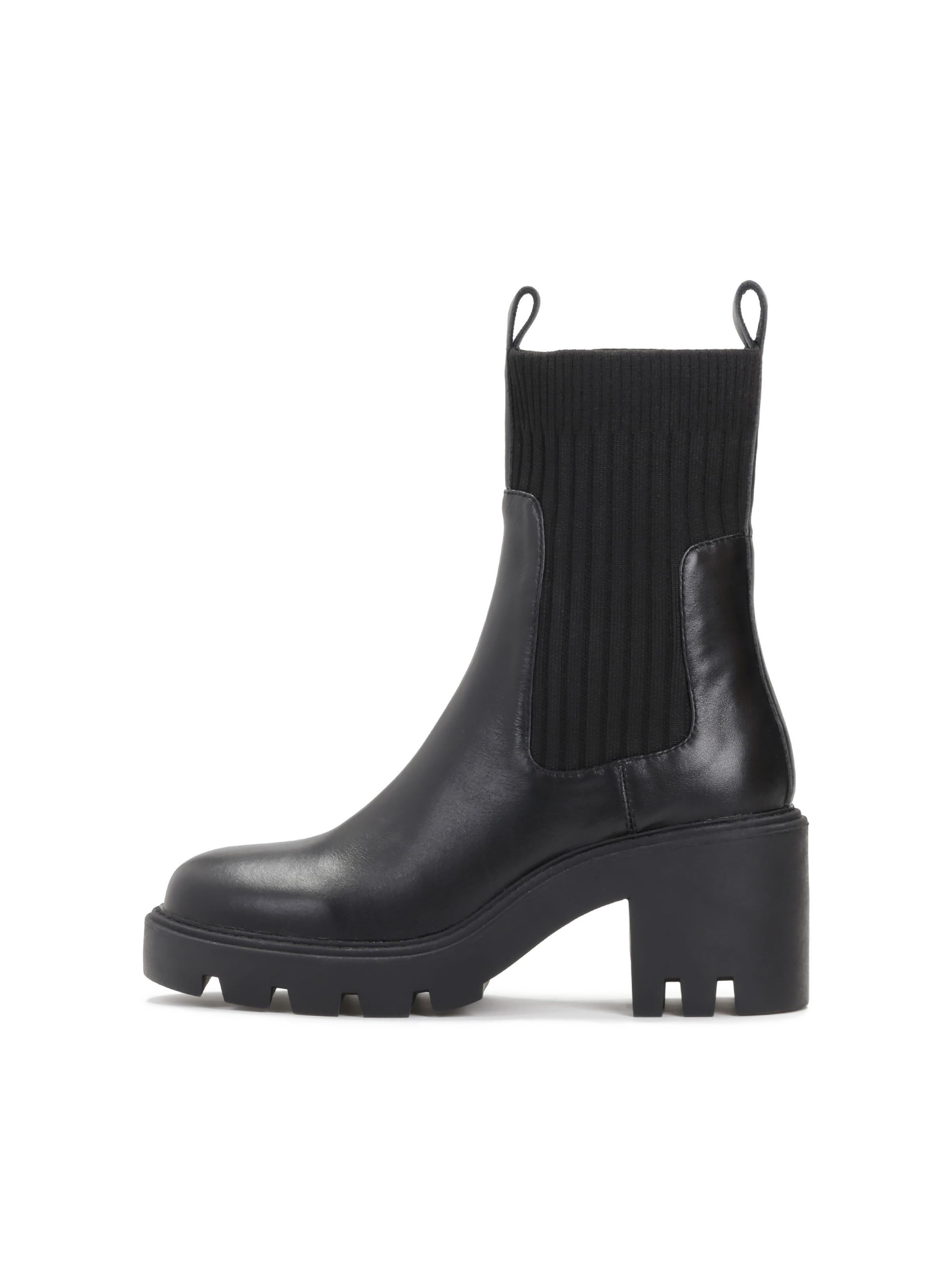 Kazar Chelsea boots in Black: front